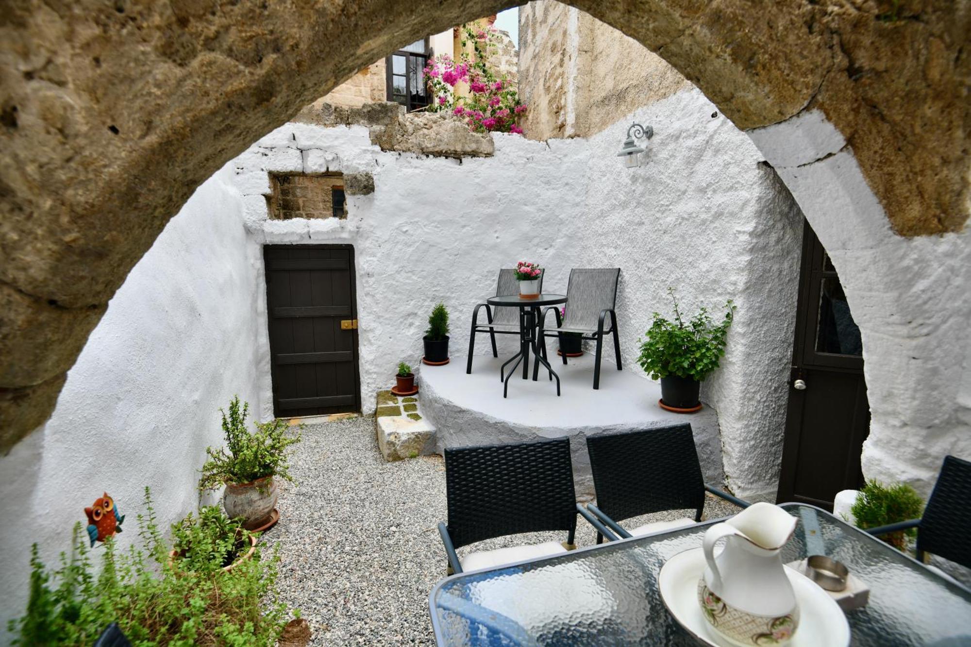 شقة Penelope Garden House Old Town Rhodes City المظهر الخارجي الصورة